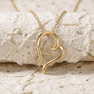 Airplane Heart Necklace 925 Sterling Silver, Travel Lover Gift, Dainty Heart Pendant, Jetsetter Jewelry, Wanderlust Gift for Her, Pilot Gift