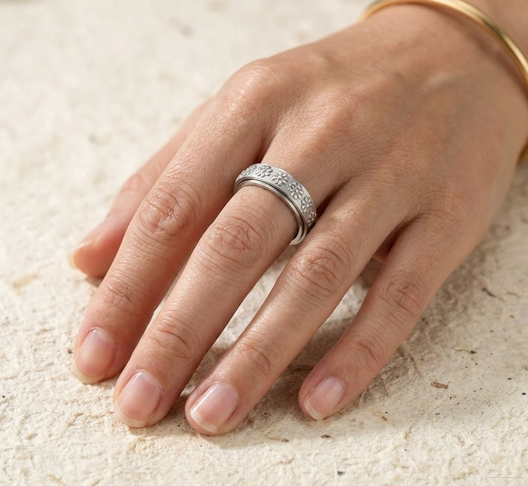 Silver Daisy Spinner Ring for Anxiety, Floral Fidget Ring for Stress Relief, Sterling Silver Flower Band, Boho Meditation Ring, Gift for Her - Image 5