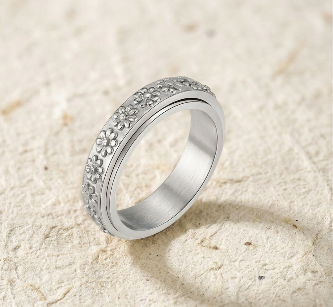 Silver Daisy Spinner Ring for Anxiety, Floral Fidget Ring for Stress Relief, Sterling Silver Flower Band, Boho Meditation Ring, Gift for Her - Image 4