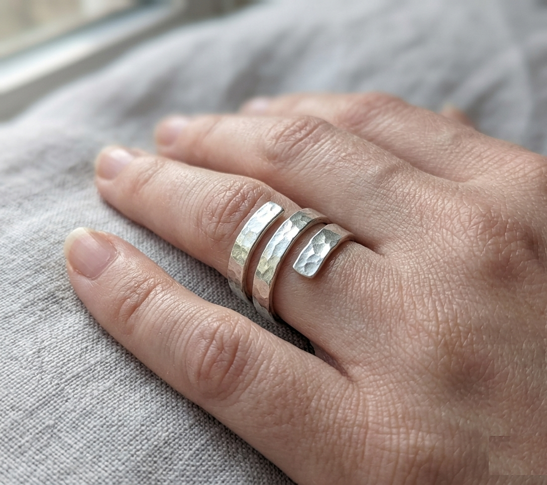 Hammered Sterling Silver Wrap Ring, Adjustable Spiral Ring, Minimalist Silver Band, Handmade 925 Silver Jewelry, Dainty Texture Twist Ring - Image 4