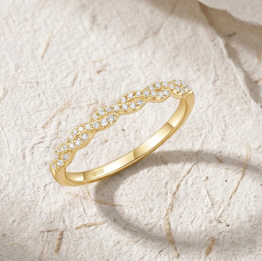 925 Sterling Silver Infinity Band Ring, Dainty Pavé Stackable Ring, Wavy Eternity Wedding Band, Minimalist Jewelry for Her
