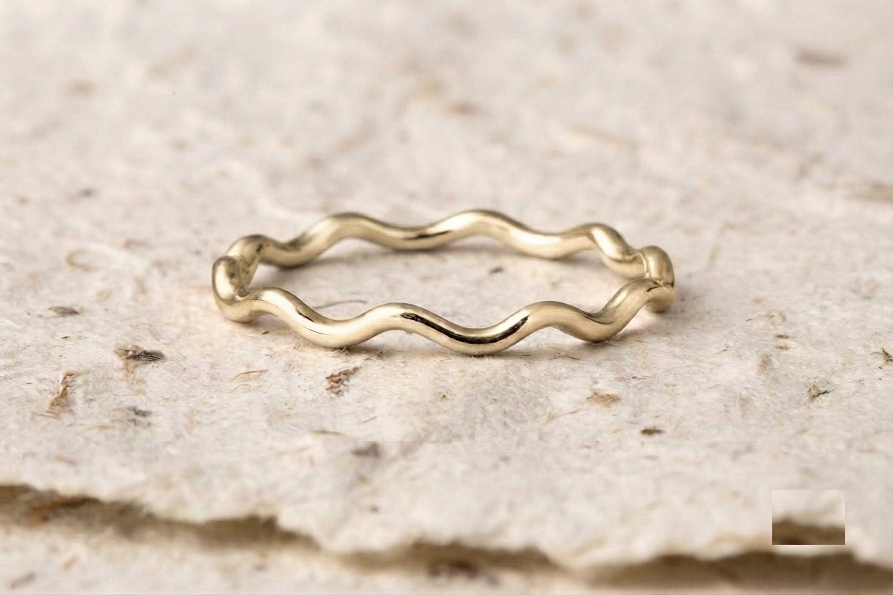 Dainty Wavy Ring, 925 Sterling Silver Stacking Band, Minimalist Curved Wave Ring, Thin Geometric Thumb Ring, Handmade Everyday Jewelry