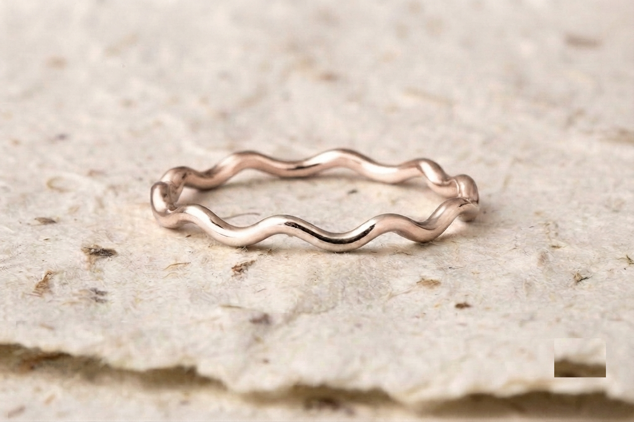 Dainty Wavy Ring, 925 Sterling Silver Stacking Band, Minimalist Curved Wave Ring, Thin Geometric Thumb Ring, Handmade Everyday Jewelry - Image 2